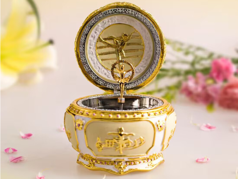 European Retro Style Ballet-themed Music Box